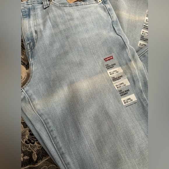 New! Levi's® Premium 721 HIGH RISE SKINNY PERFORMANCE COOL‎ WOMEN'S JEANS - Picture 7 of 10